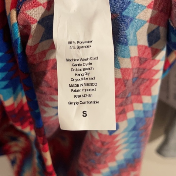 Lularoe Randy baseball t top size small - Picture 4 of 4